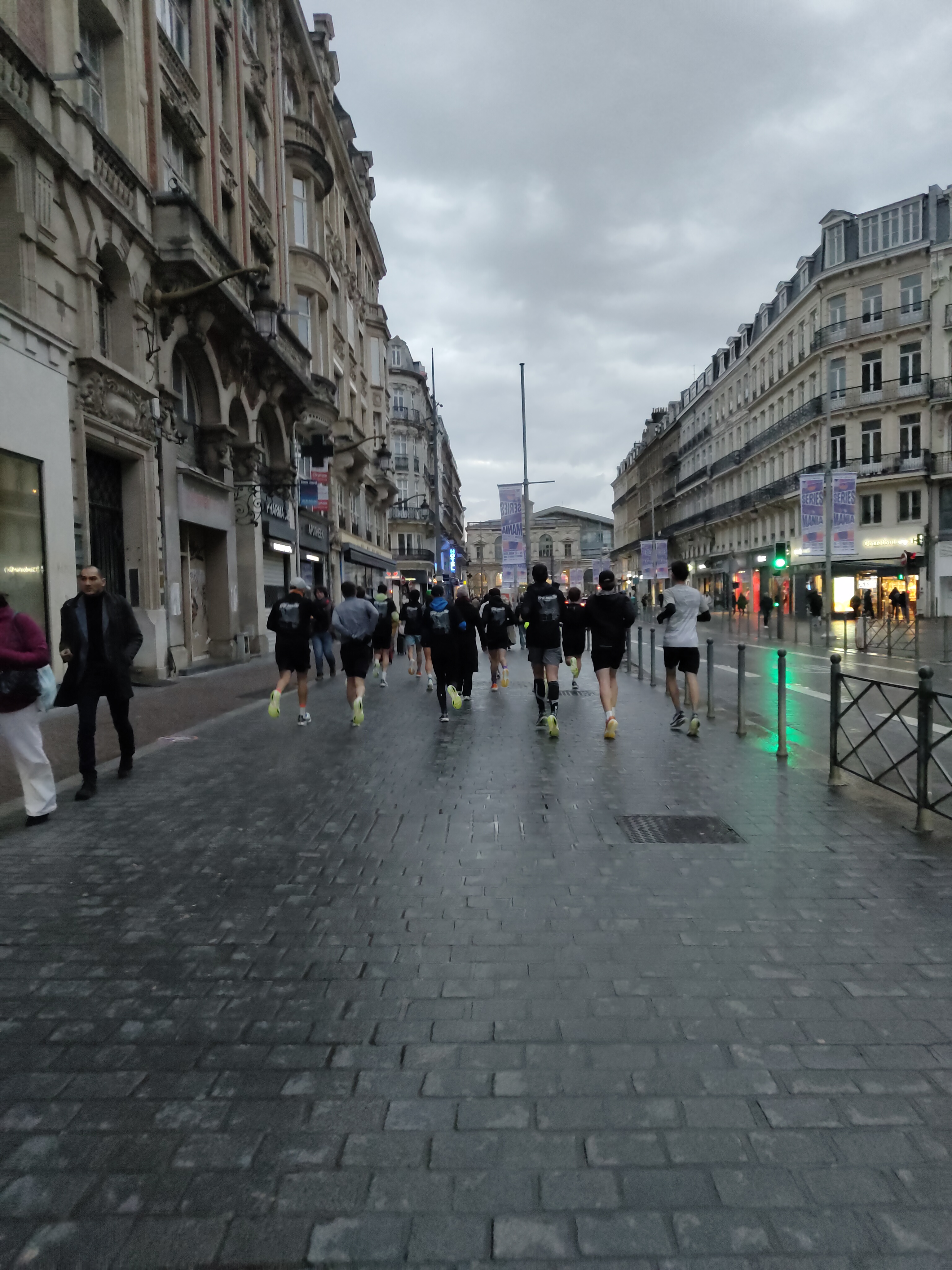Run &amp; Test – Saucony Endorphin Azura | i-Run Lille