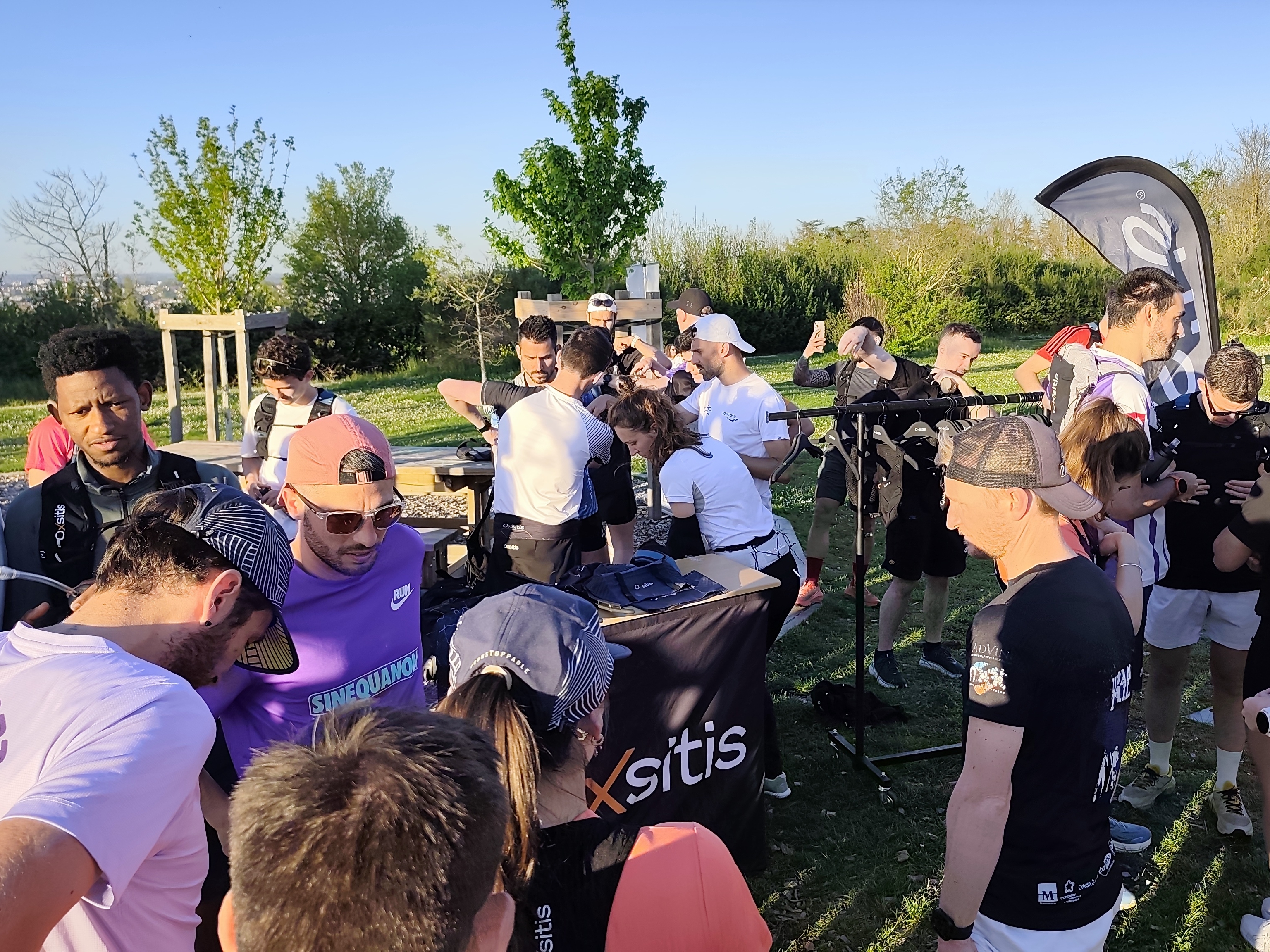 i-Run Training Club x Oxsitis x Trail  Running Lab