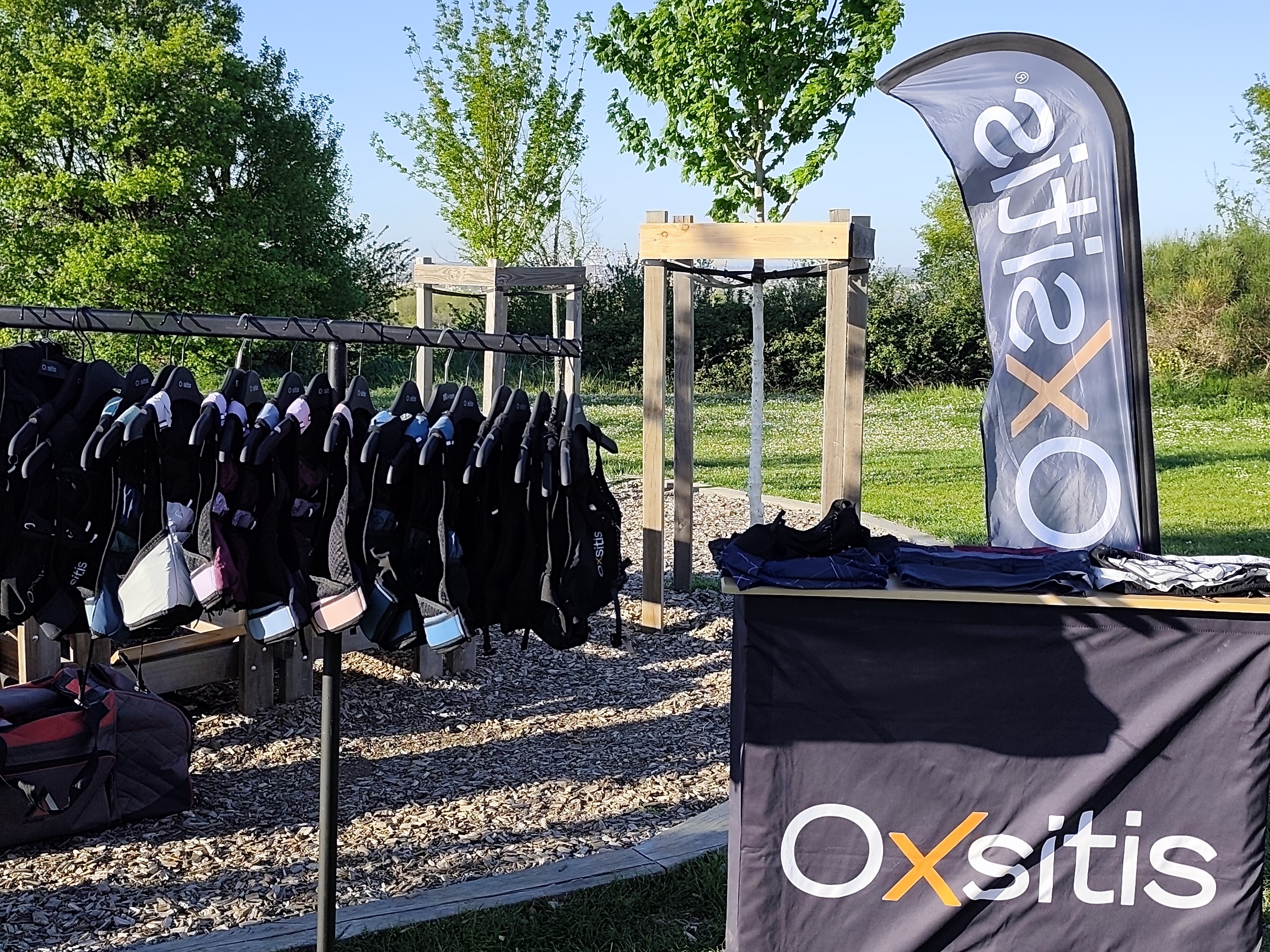i-Run Training Club x Oxsitis x Trail  Running Lab